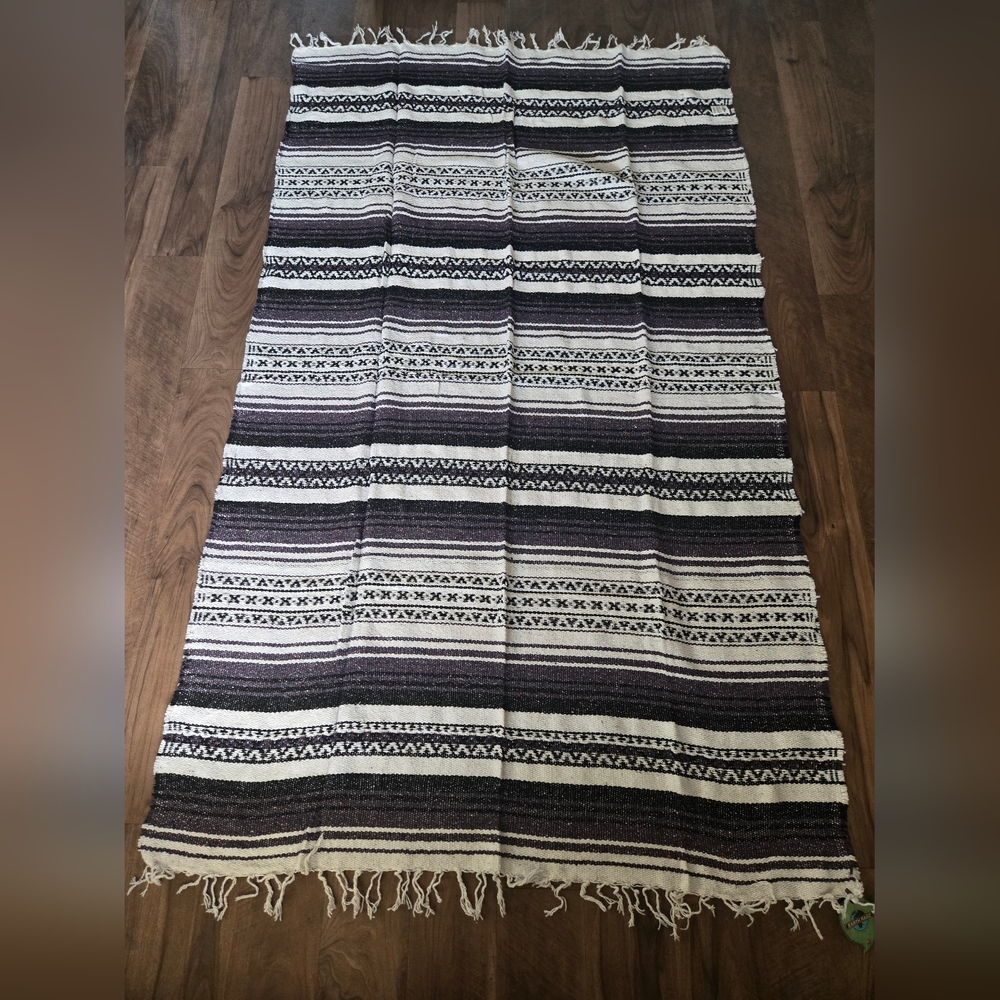 NWT Earth Ragz Striped Blanket